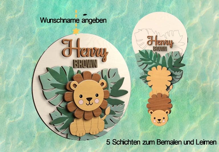Kinderzimmer-Namensschild Löwe — 5-schichtig rund, sitzender Löwe mit Dschungelblättern, Beispiel "Henry Brown" in brauner Holzschrift, grün-beige