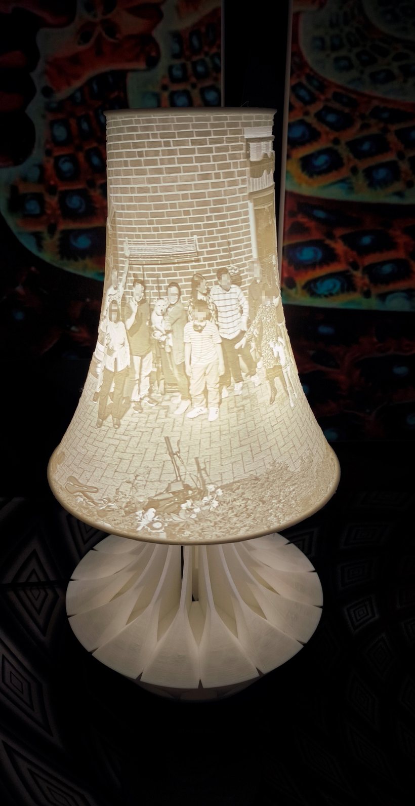 Beispiel: beleuchteter Lithophane-Lampenschirm aus einem eigenen Foto